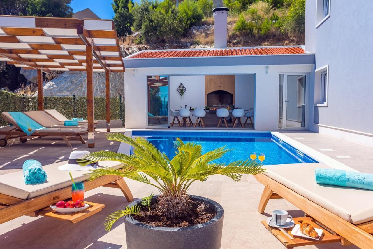 Villa Matan - Only 200M From The Sandy Beaches, Private 28M2 Pool Omiš Exterior foto